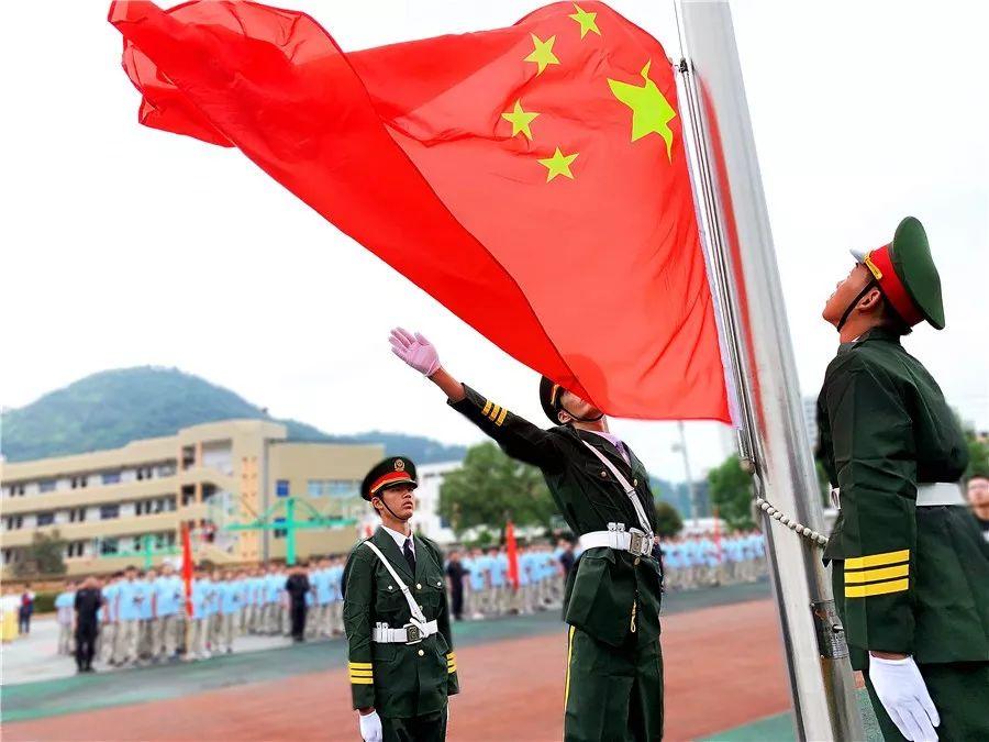 史上最贱小游戏之足球选关版